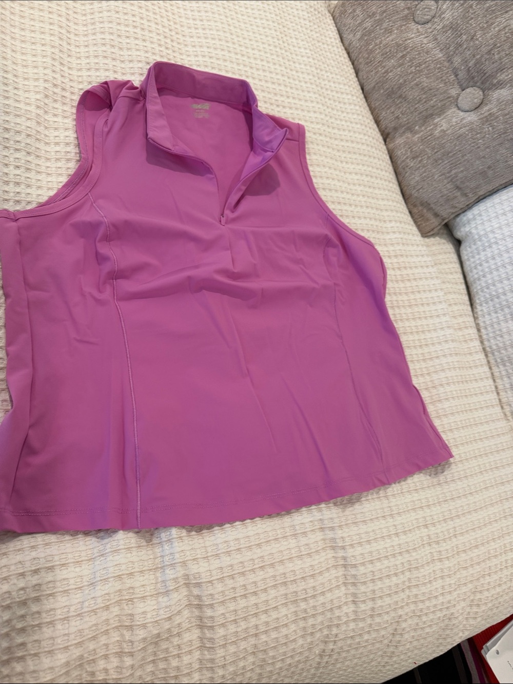 Avia Sleeveless Zip-Front Active Tank in orchid. Size XXL (20)